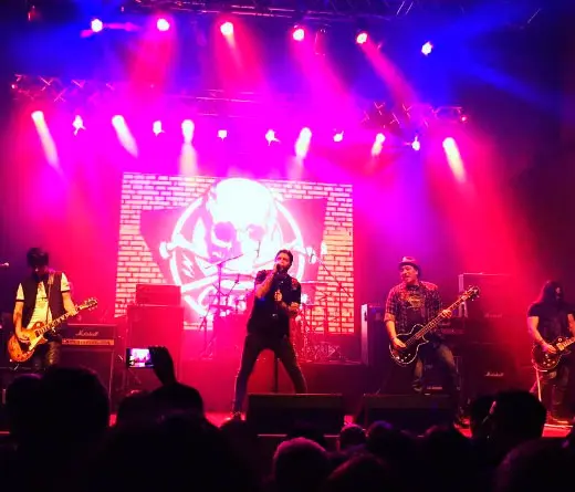 Coverheads abrir el esperado show de The Cult en  el Luna Park.